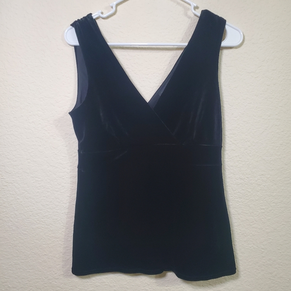 INC International Black Cross over Sleeveless Velour Womens Top Medium Great Pre